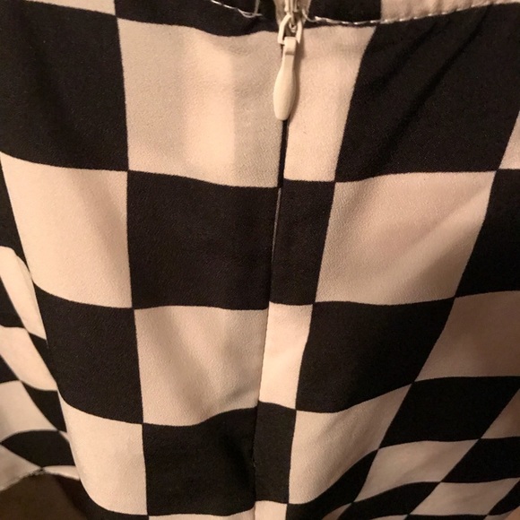 Check Peplum Top - Picture 4 of 5